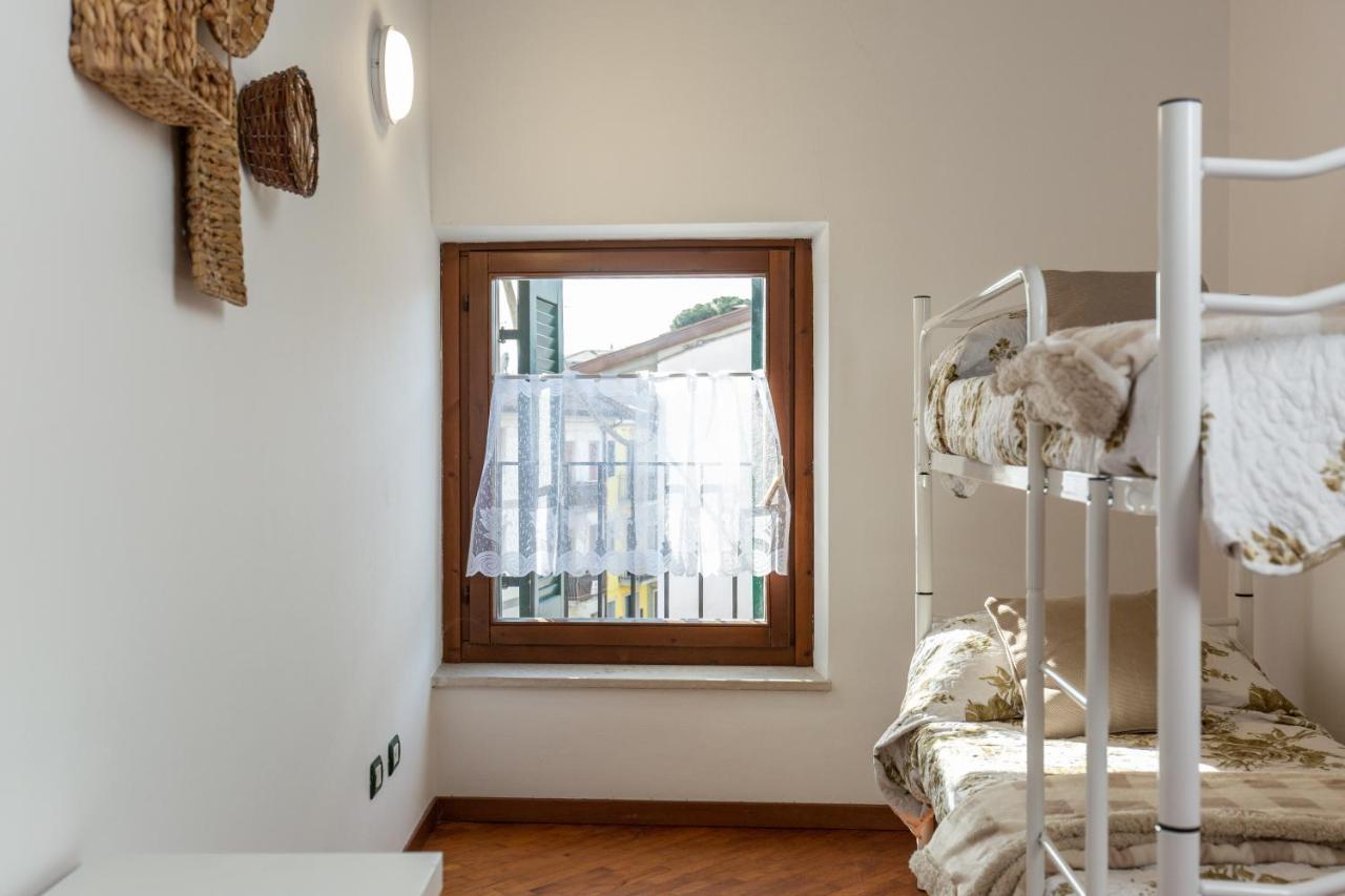 Apartamento Blu Bed Castelnuovo del Garda Exterior foto